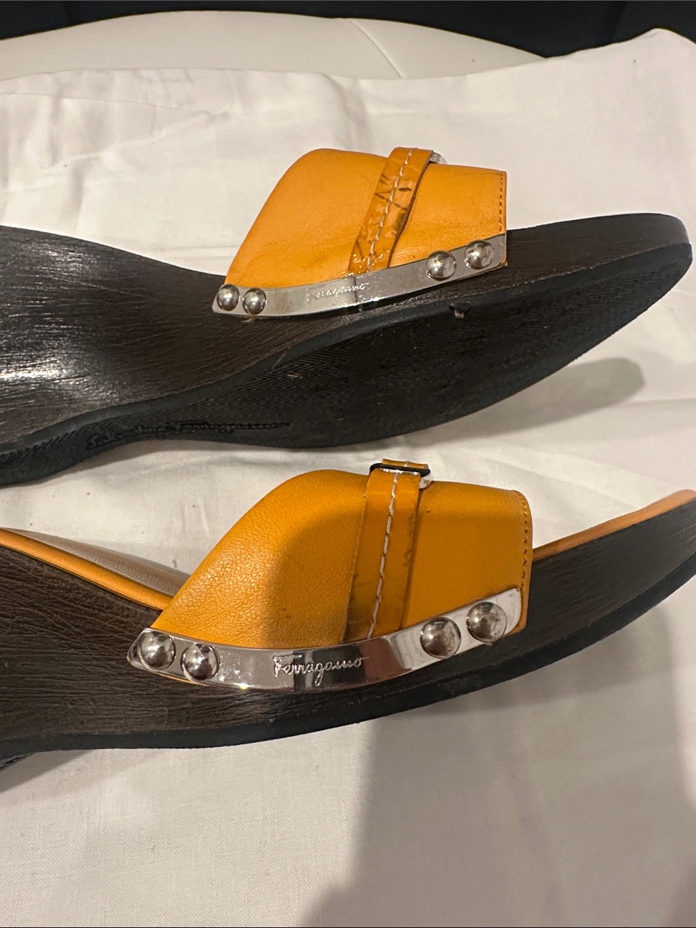 Salvatore Ferragamo Yellow Leather Slide Mules with Silver Chain - Picture 5 of 10
